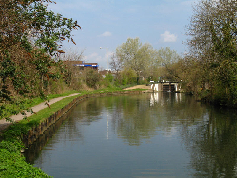 Clitheroe's Lock, Grand Union Canal