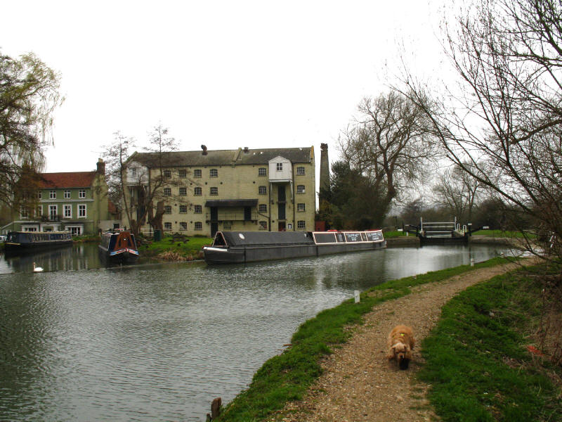 Parndon Mill and Parndon Lock on the River Stort