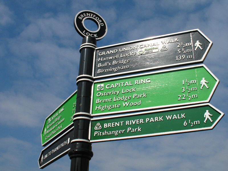 Brentford Lock signpost